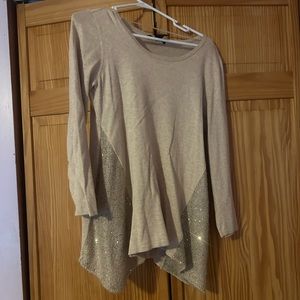 Sweater, woman’s lightweight from Macys, like new with bling